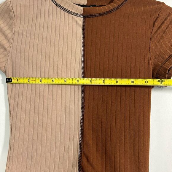 Rue 21 Two tone stitched baby doll T-shirt brown and tan cropped top - Picture 3 of 6